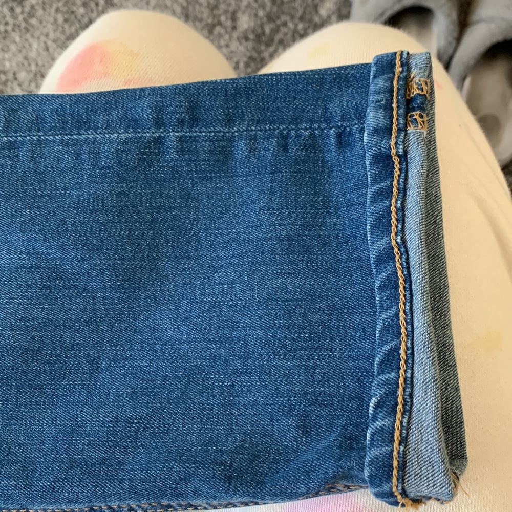 ON boyfriend jeans. - Picture 9 of 9